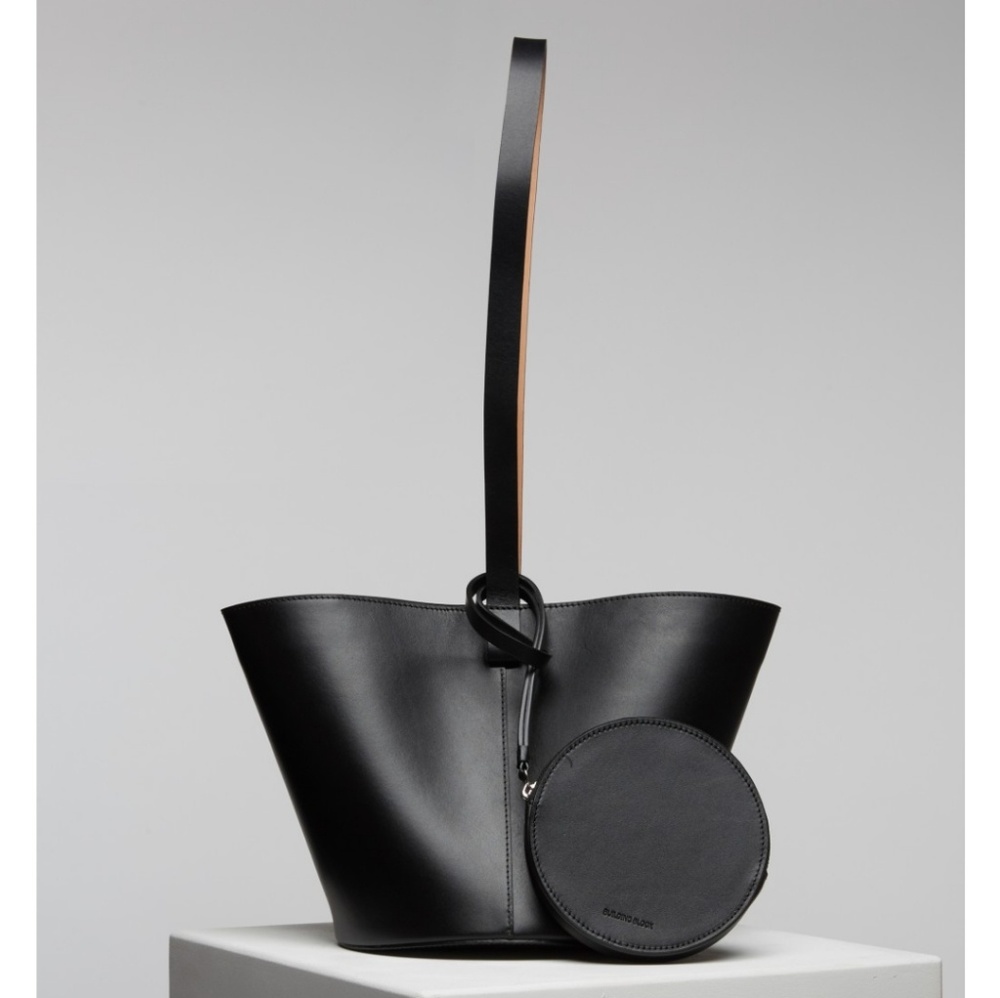 Building Block Black Short Basket Tote
